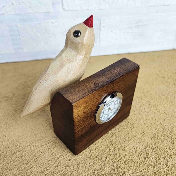 ساعت چوبی فروشگاه میدسکار